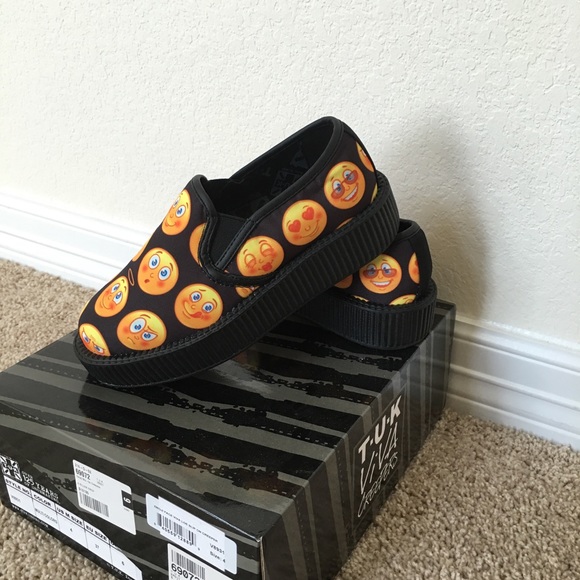Brand new with box Emojis sneakers - Picture 2 of 3